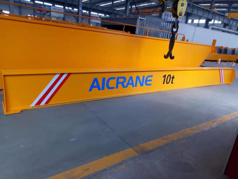 main girder of the crane